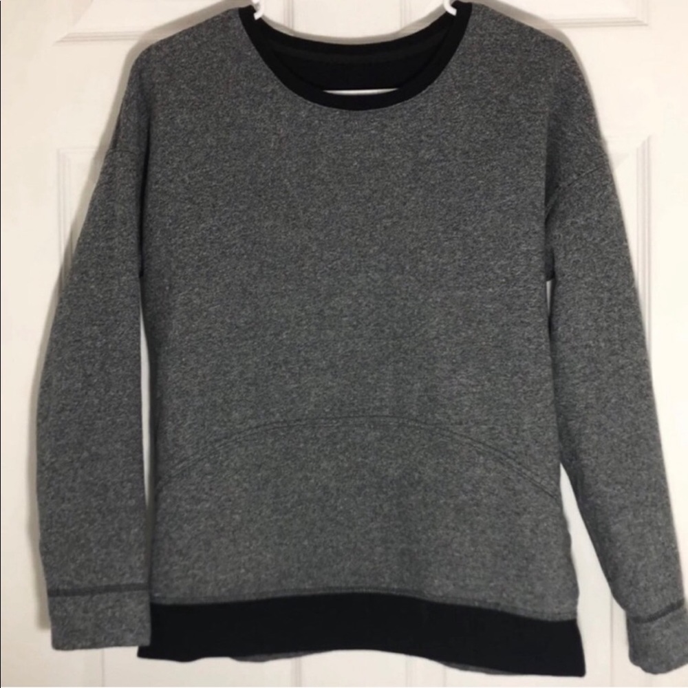 Lululemon crew neck!!! Size 6!!